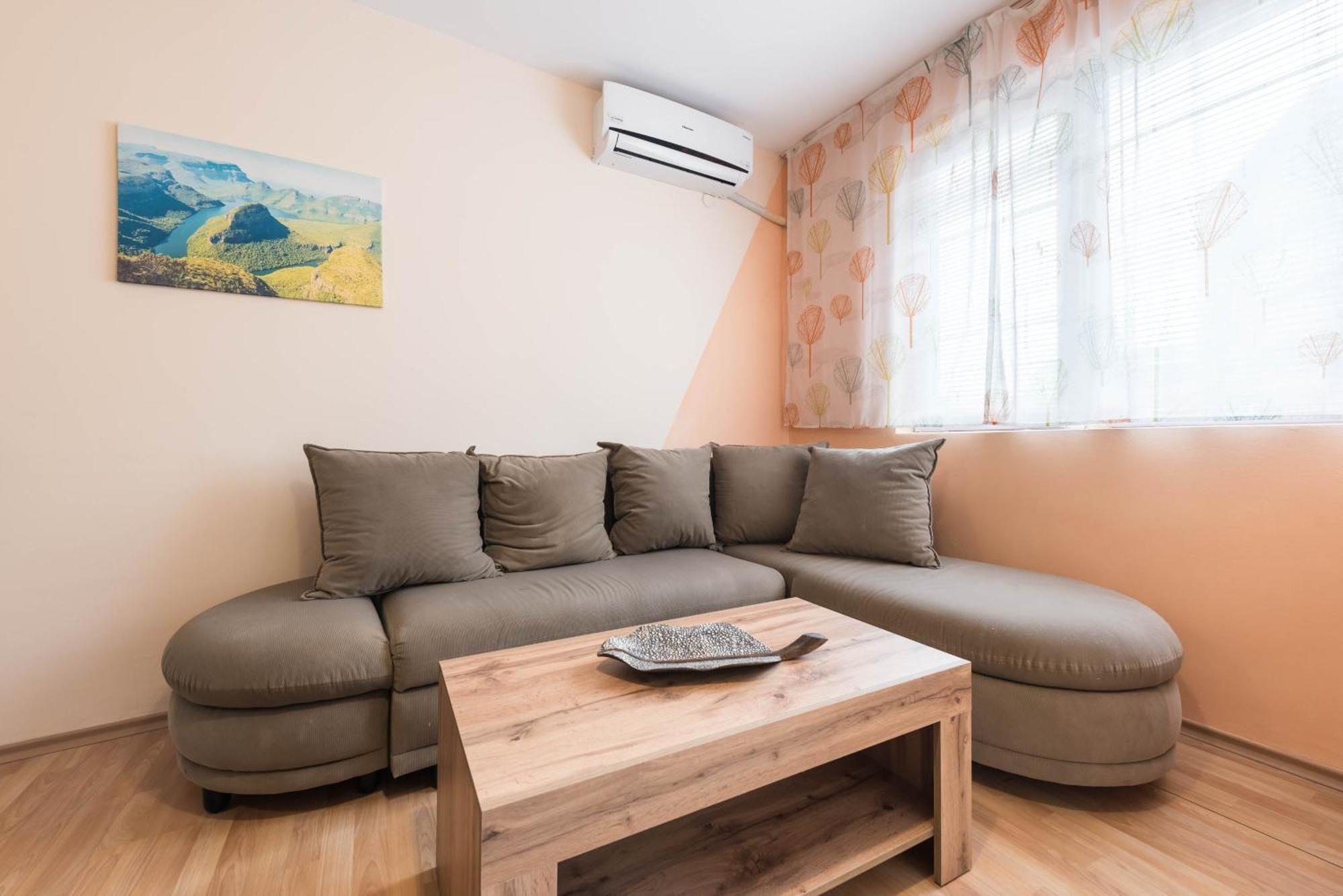 Sea&Park Apartment Varna Buitenkant foto